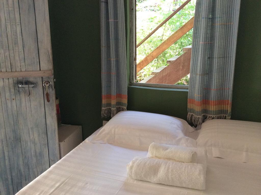 Suites Casa Grande Vila do Abraao Phòng bức ảnh